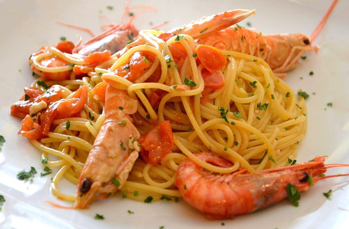 Fettuccine Scampi e Datterini