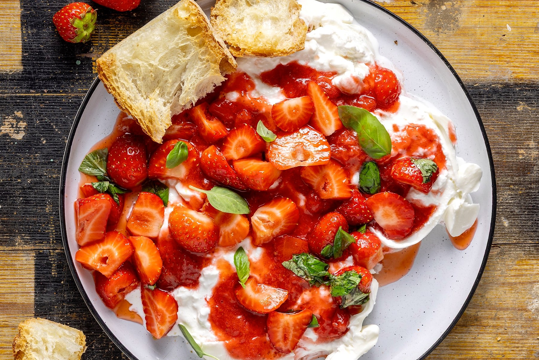 Insalata di Fragole e Burrata