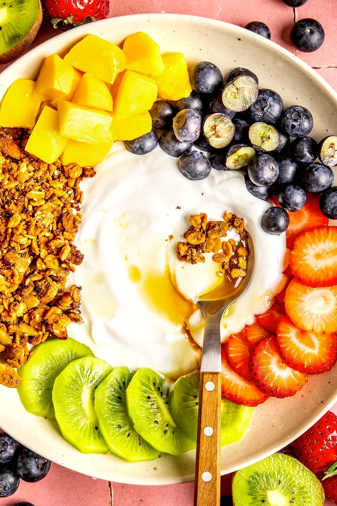 Granola Bowl con Yogurt